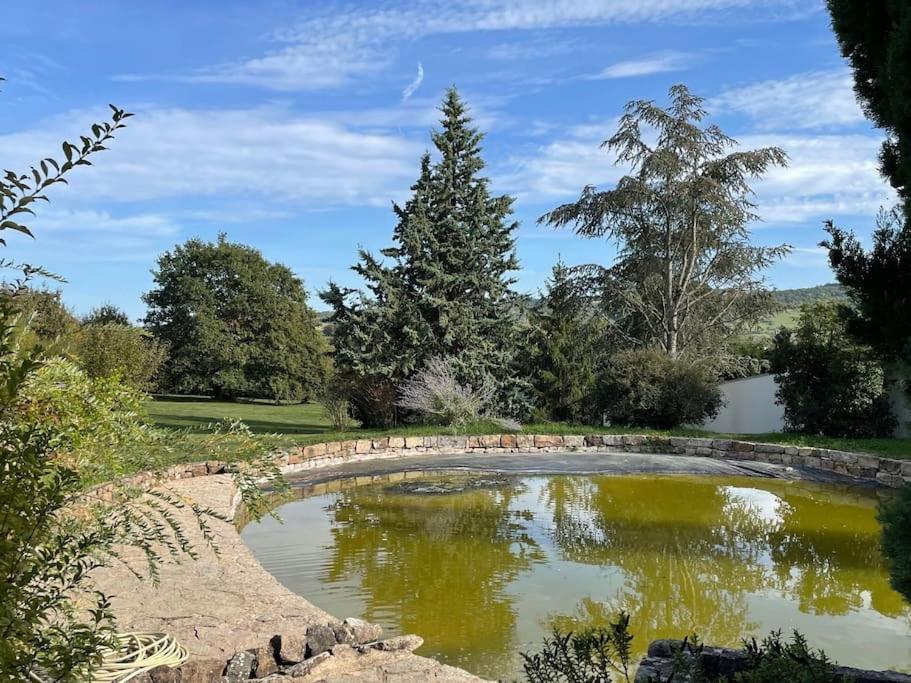 Gite Seccotine Saint-Mard-de-Vaux Bagian luar foto